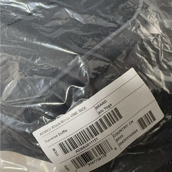 Alo Traverse Duffle - Picture 3 of 3